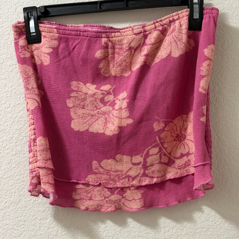 Free People poppy tube blouse smocked detailing ruffle hem. Size Medium.PO